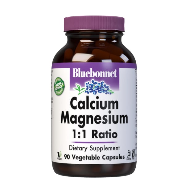 Bluebonnet's Calcium Magnesium 1:1 Vegetable Capsules are formulated with a 1:1 ratio of calcium in a chelate of calcium citrate and malate, along with magnesium from fully reacted magnesium aspartate for strong, healthy bones.♦